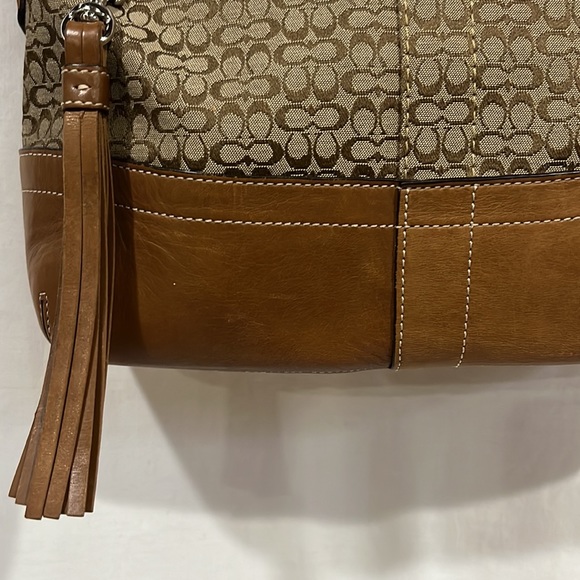 Coach brown shoulder bag, cloth with leather trim. - Picture 2 of 10